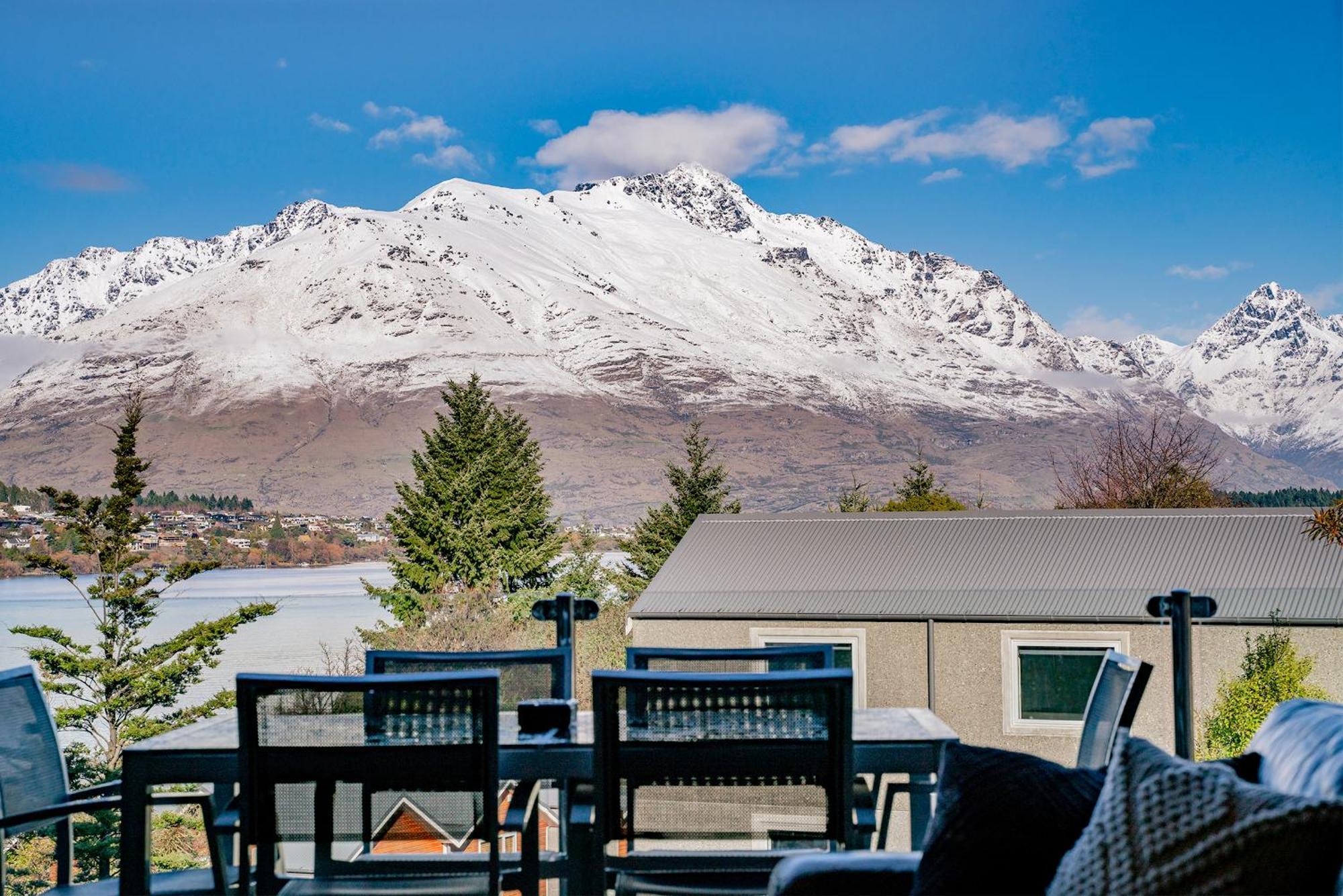 Lakefront Living - 4 Bedrm Apartment Alpine Vilage 皇后镇 外观 照片