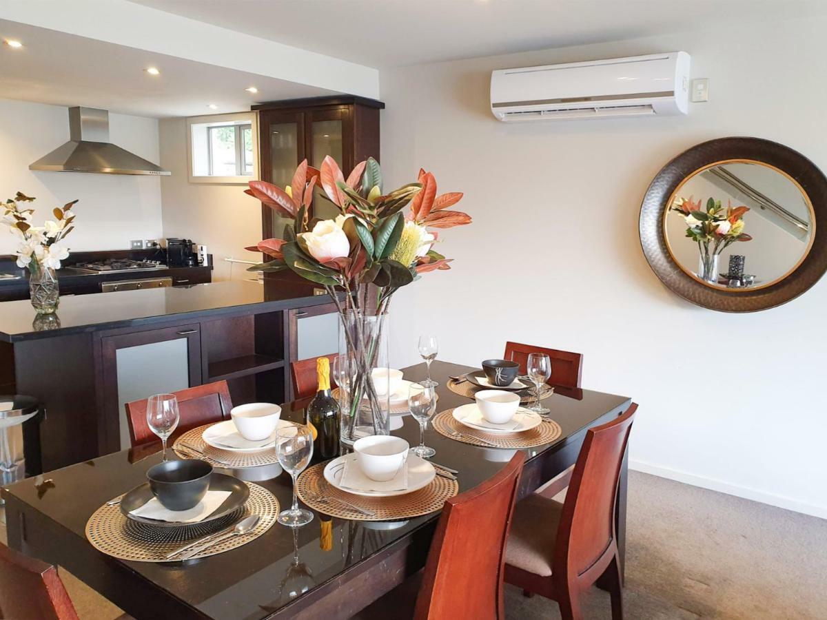 Lakefront Living - 4 Bedrm Apartment Alpine Vilage 皇后镇 外观 照片